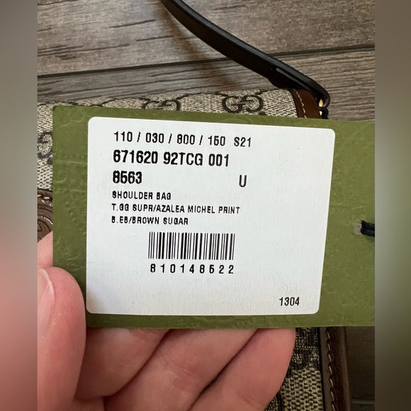 BNWT — Gucci Mini Crossbody Bag with Interlocking G - Picture 11 of 16